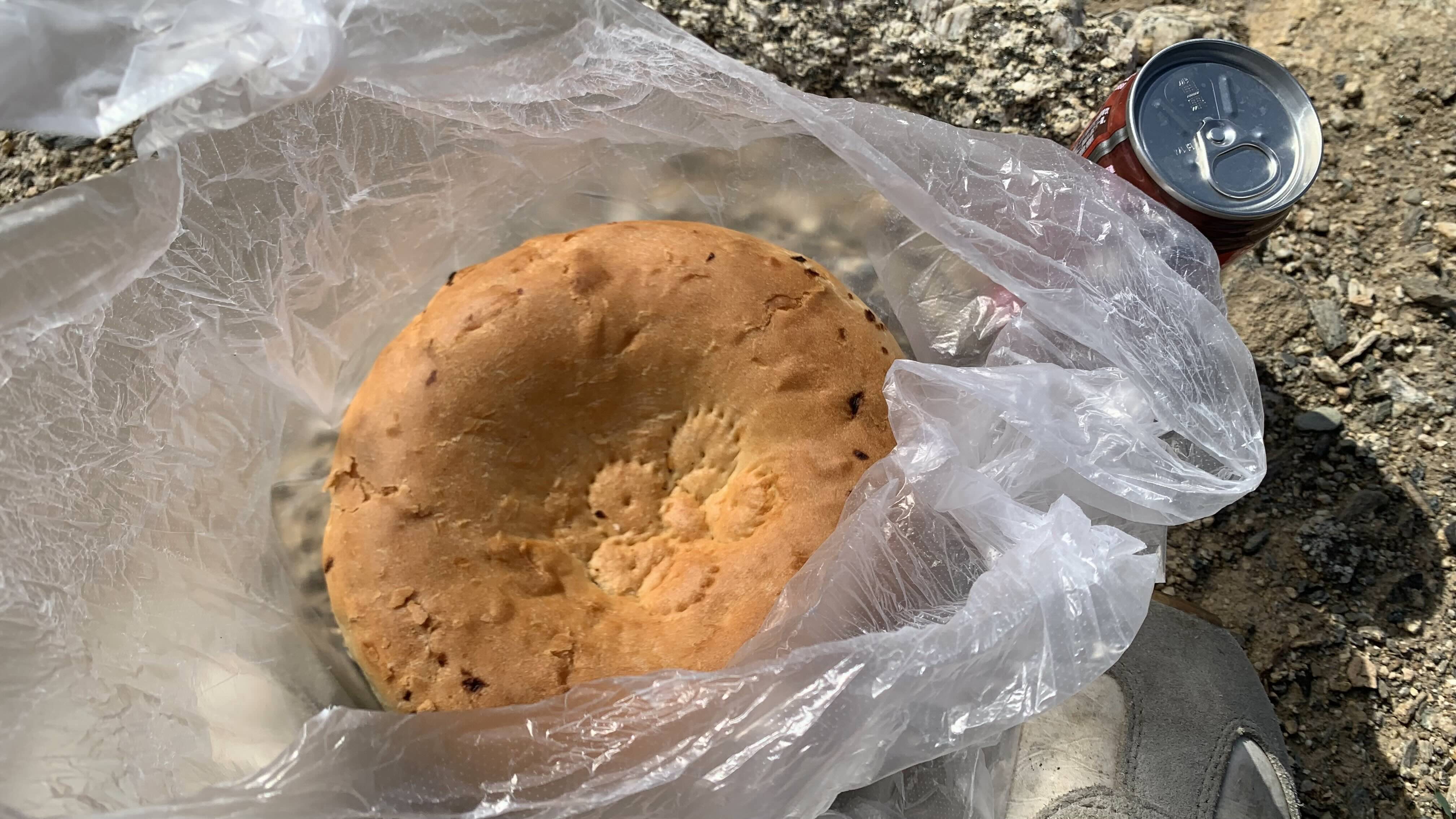 饢和咖啡