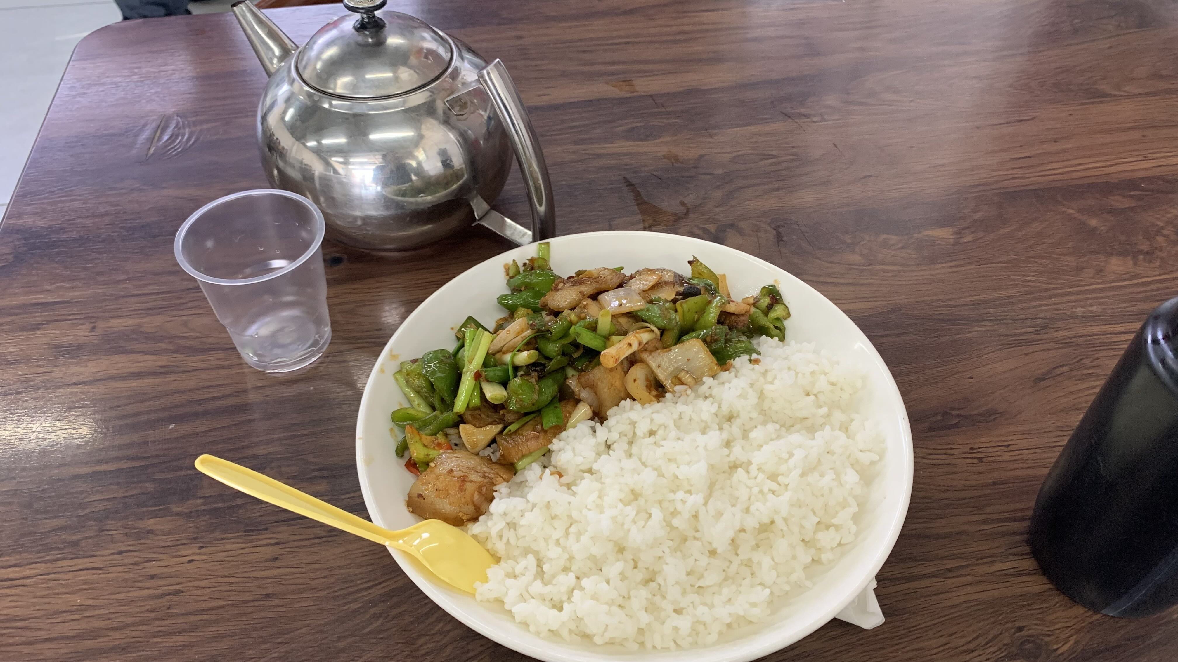 回鍋肉蓋飯
