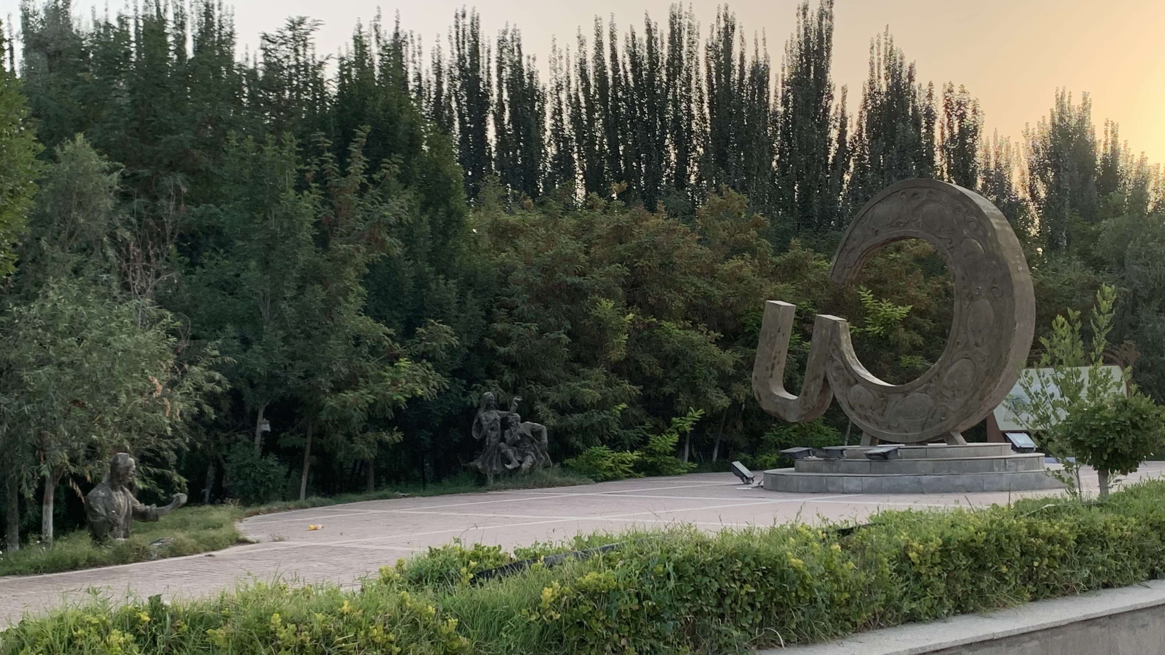 迷樣雕塑