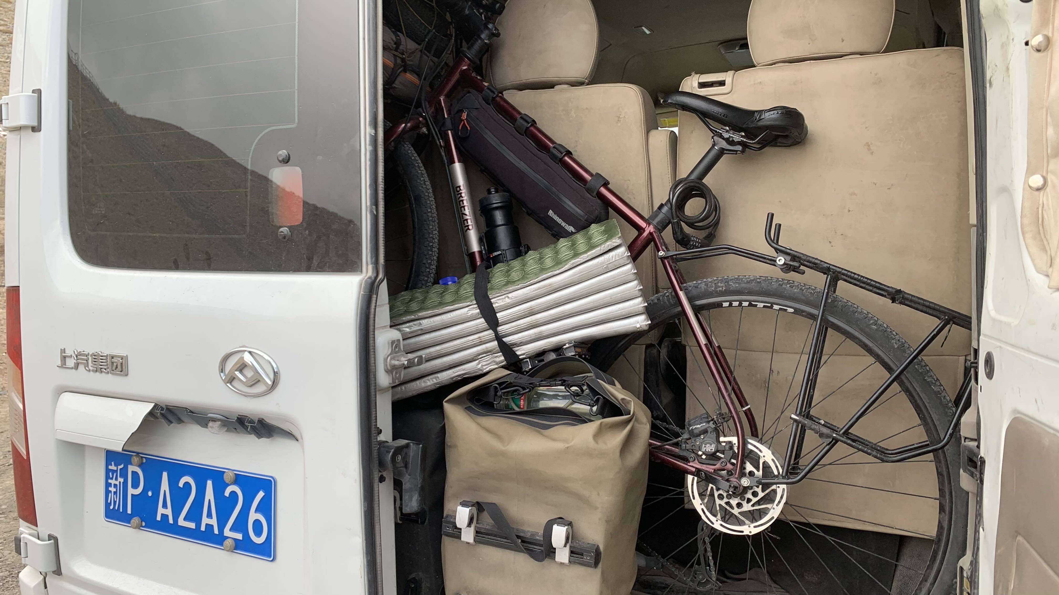 擺渡車