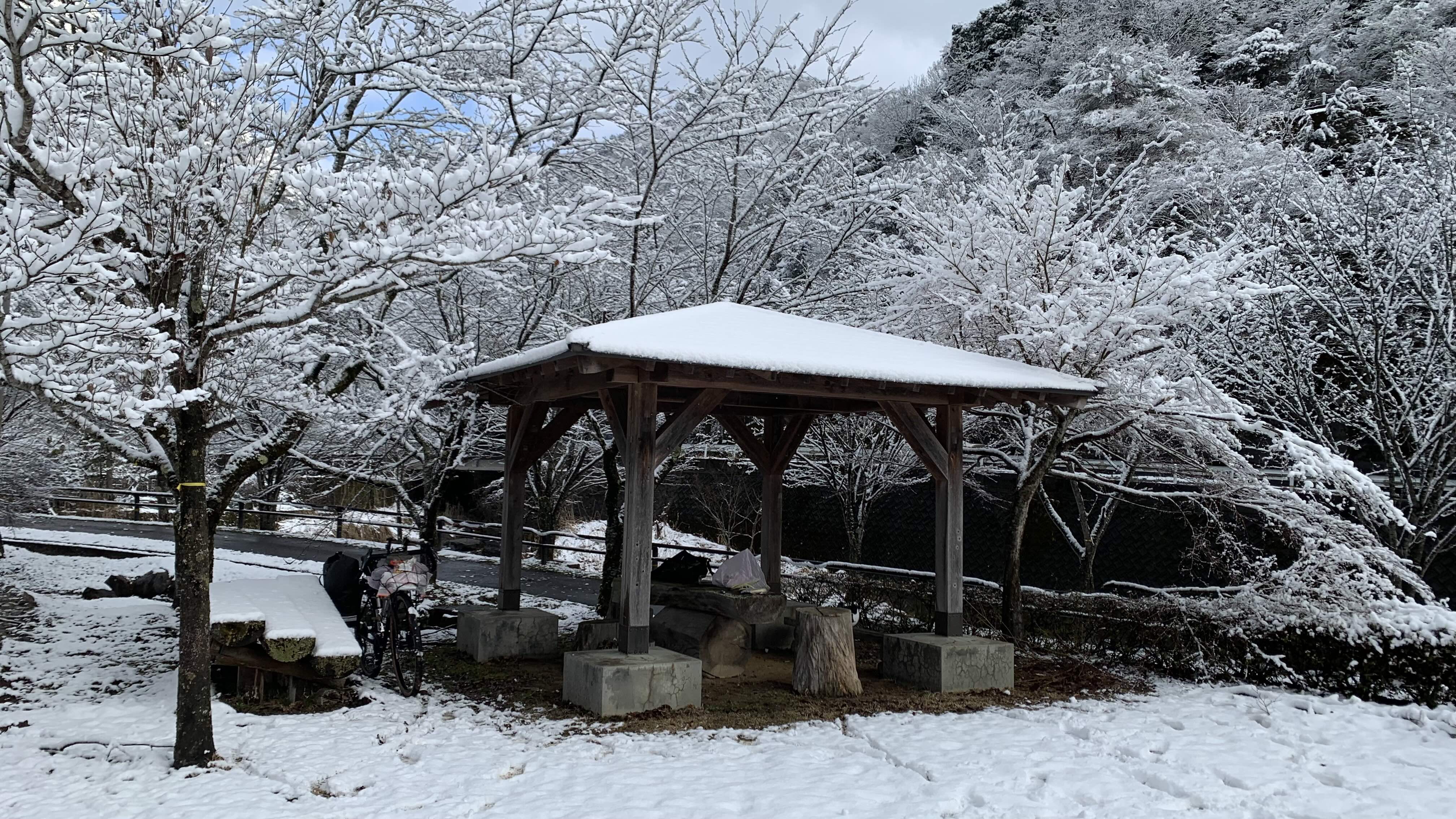 積雪涼亭