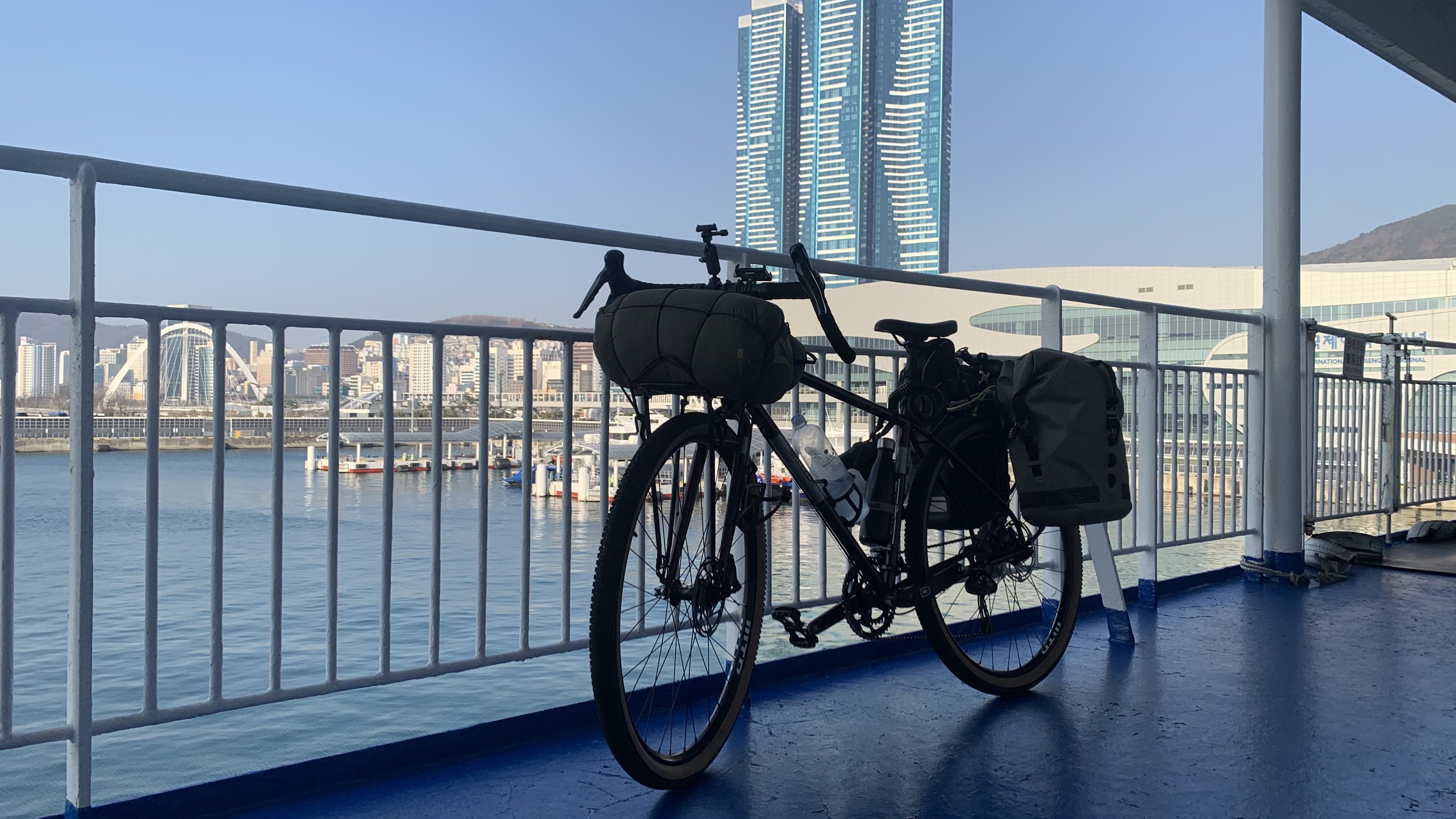 二十三號與釜山港