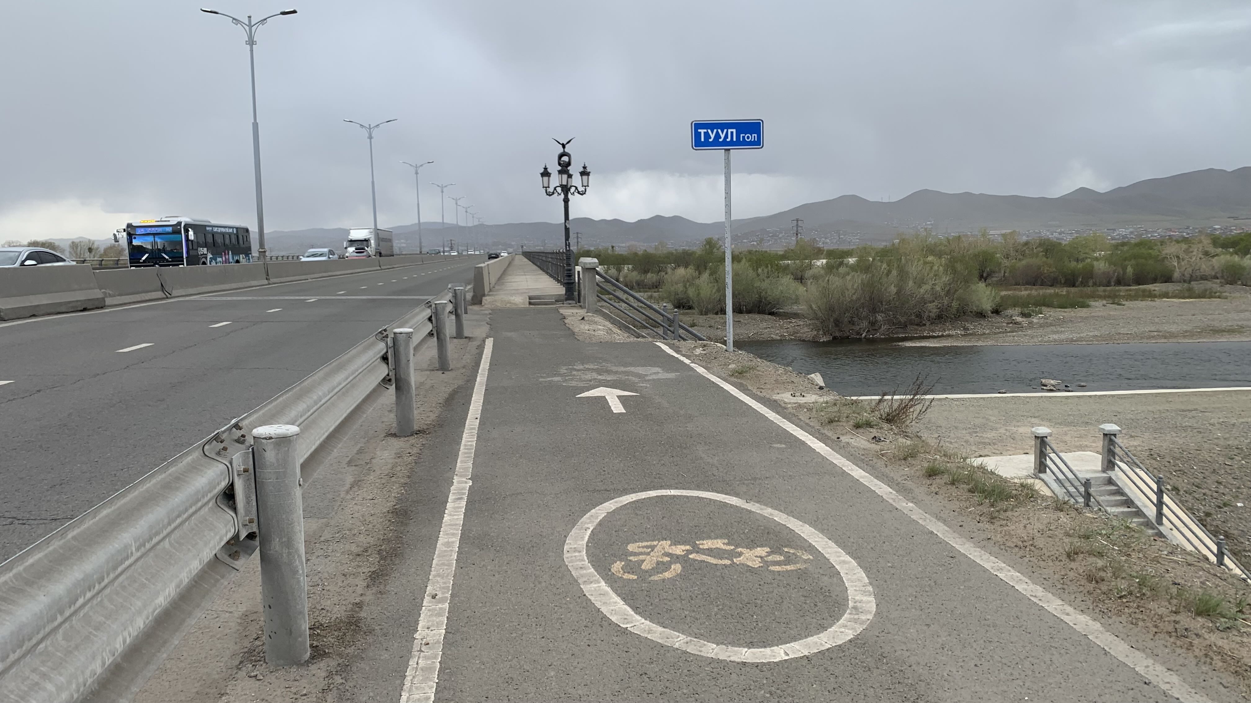 進城