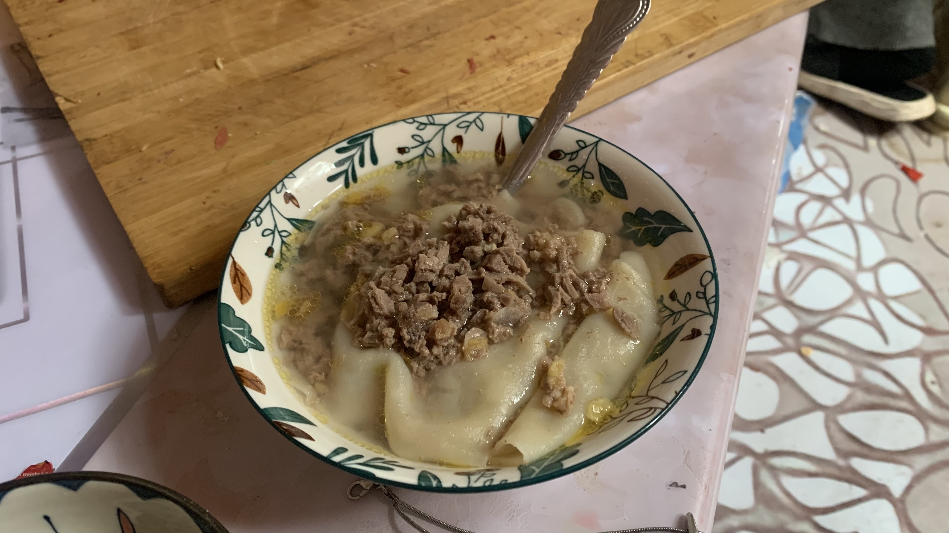 手桿牛肉麵湯