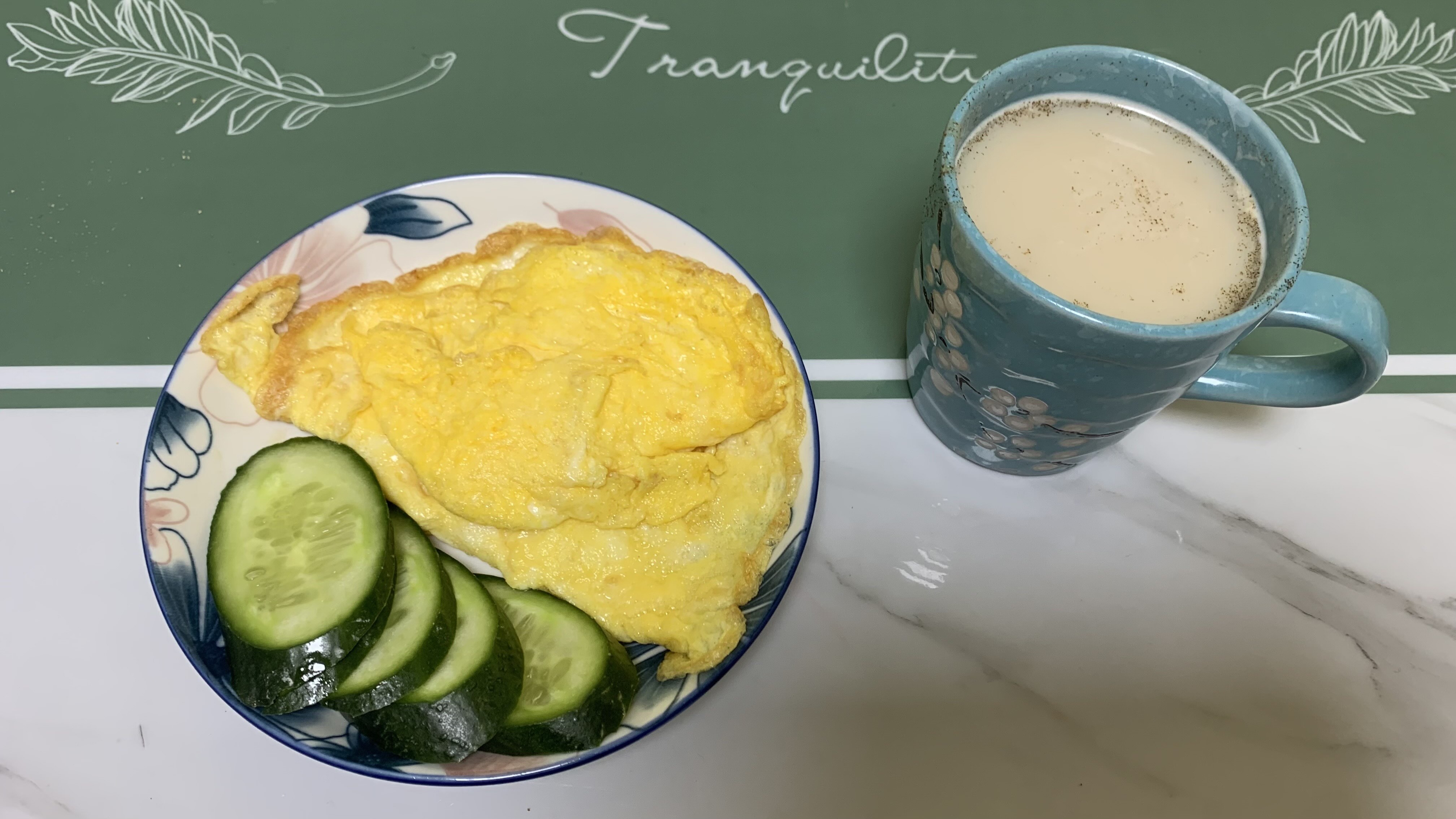 餵食