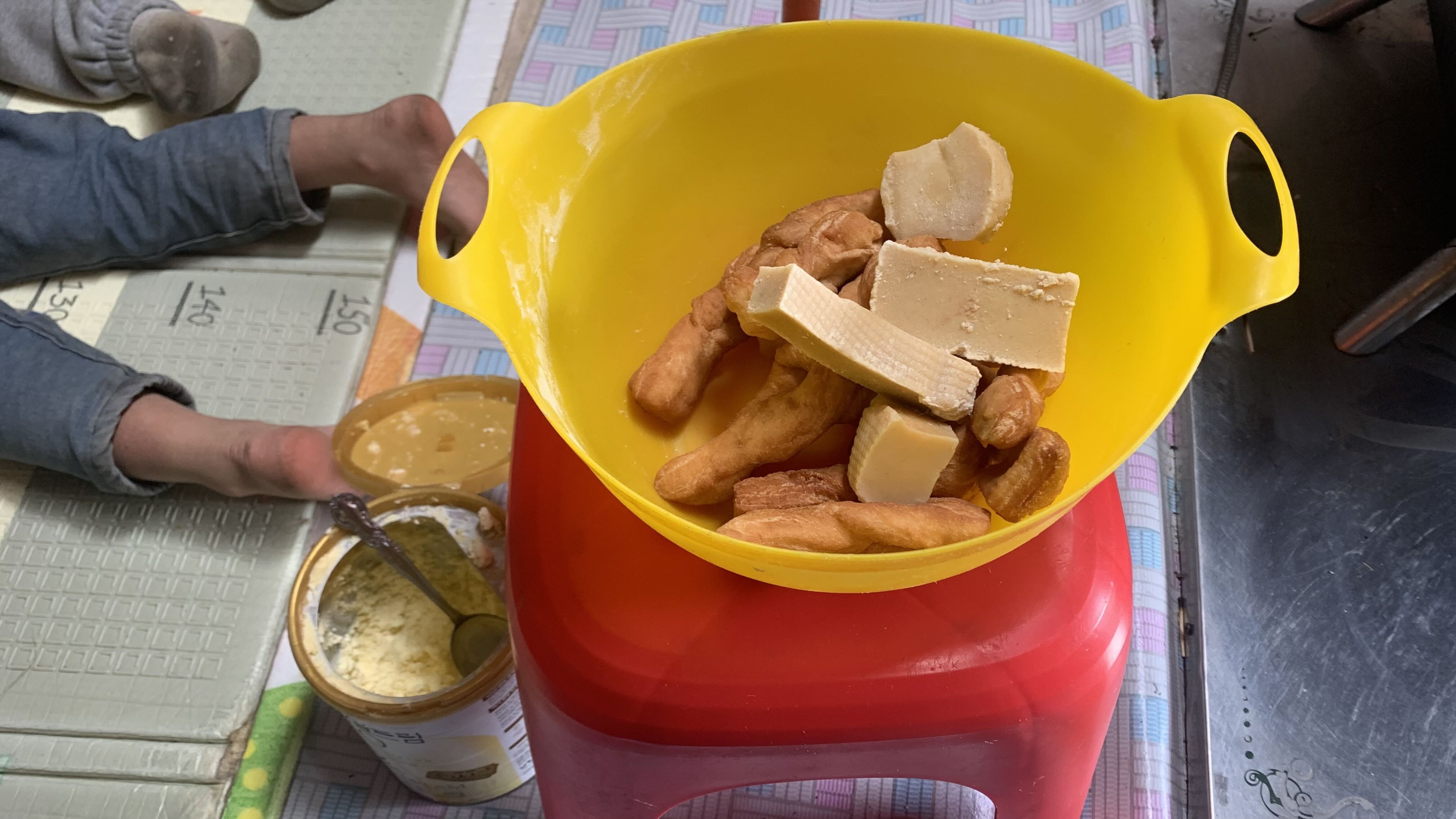 鮮奶油炸麵團